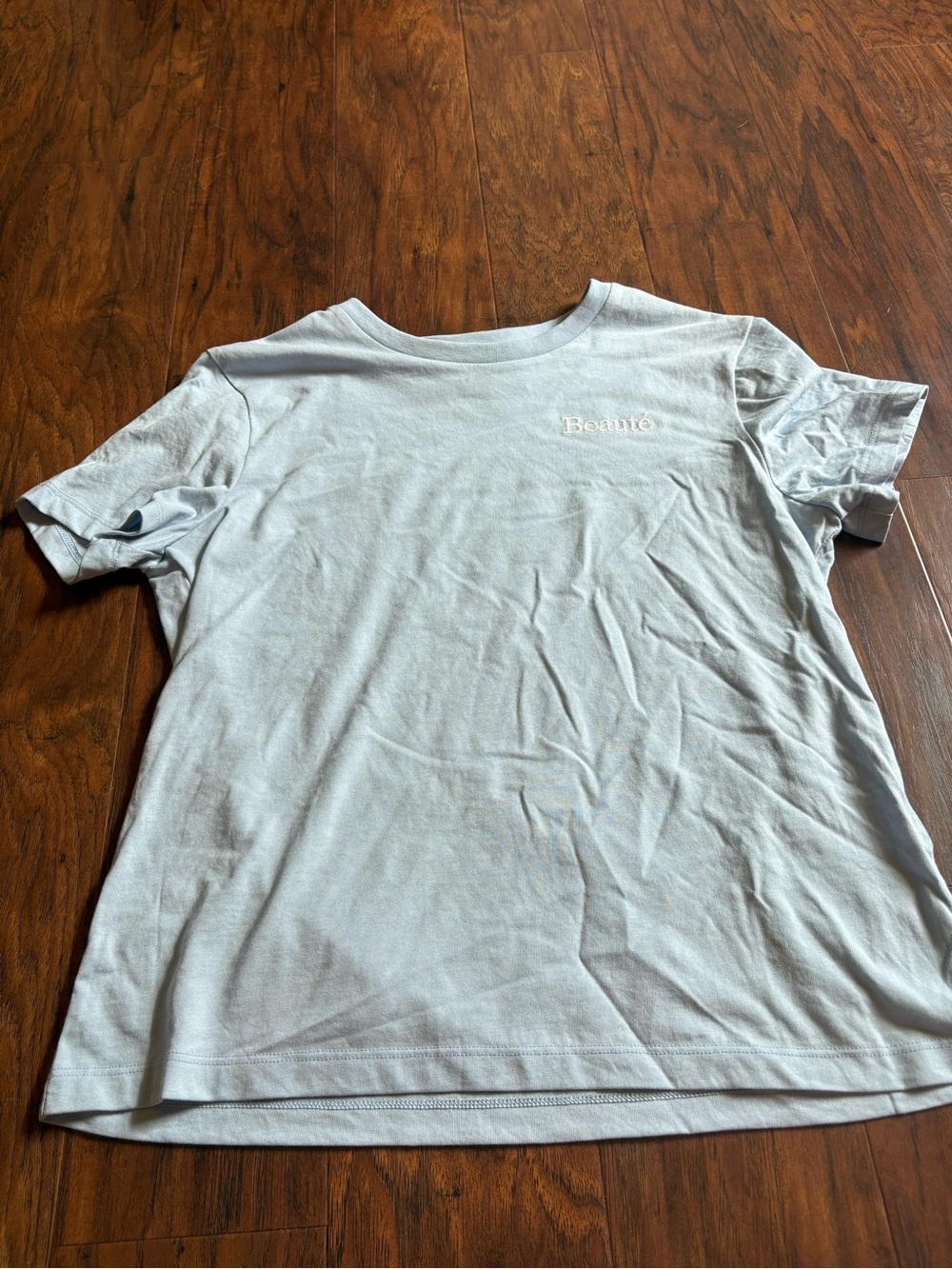 Beauté Short Sleeve Tee - Light Blue